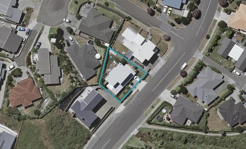 61 Hillcrest Road, Raumati Beach, Paraparaumu - Carousel 1
