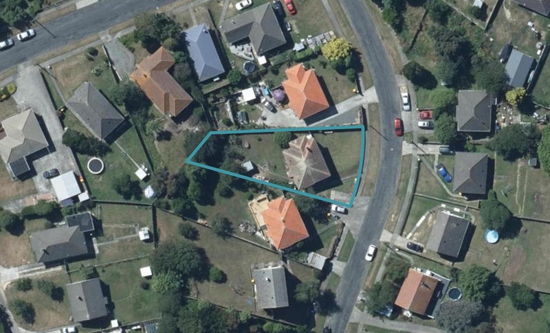 16 Martin Street, Ranui, Porirua - Carousel 1