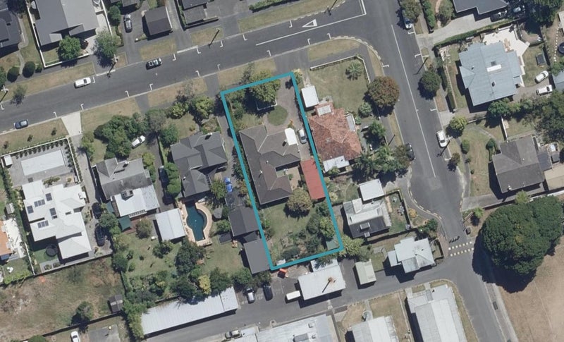 1 Armagh Street, Hamilton East, Hamilton - Carousel 1
