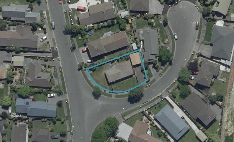5 Langham Place, Redwood, Christchurch - Carousel 1