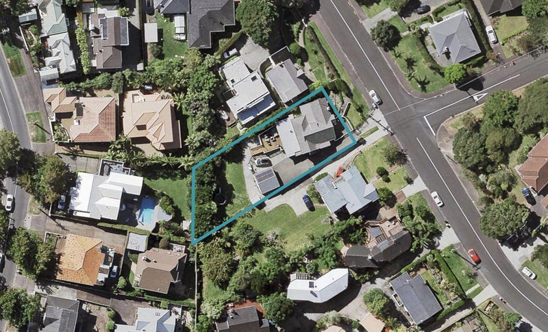 33 Nihill Crescent, Mission Bay, Auckland - Carousel 1