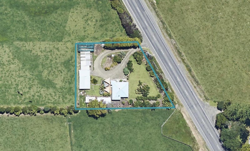 1672 State Highway 2, Waiotahe, Opotiki - Carousel 1