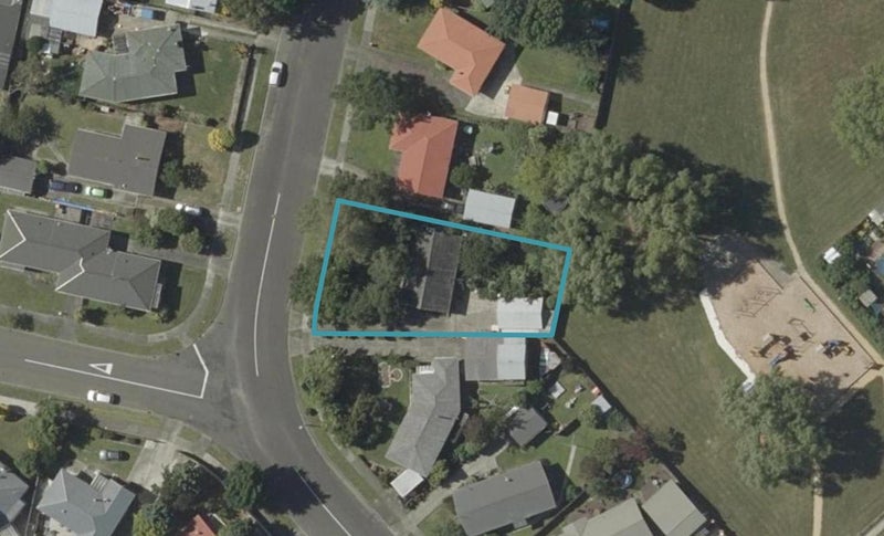 10 Gemini Avenue, Milson, Palmerston North - Carousel 1