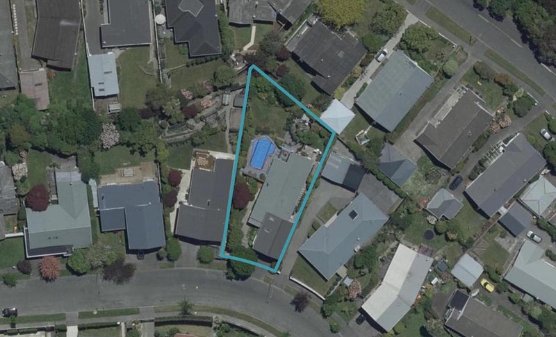 8 Powell Crescent, Ilam, Christchurch - Carousel 1