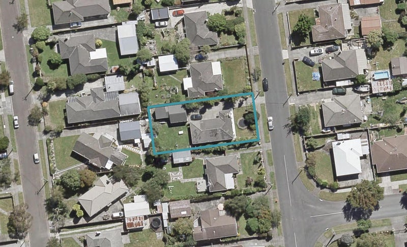 27 Routley Crescent, Elderslea, Upper Hutt - Carousel 1