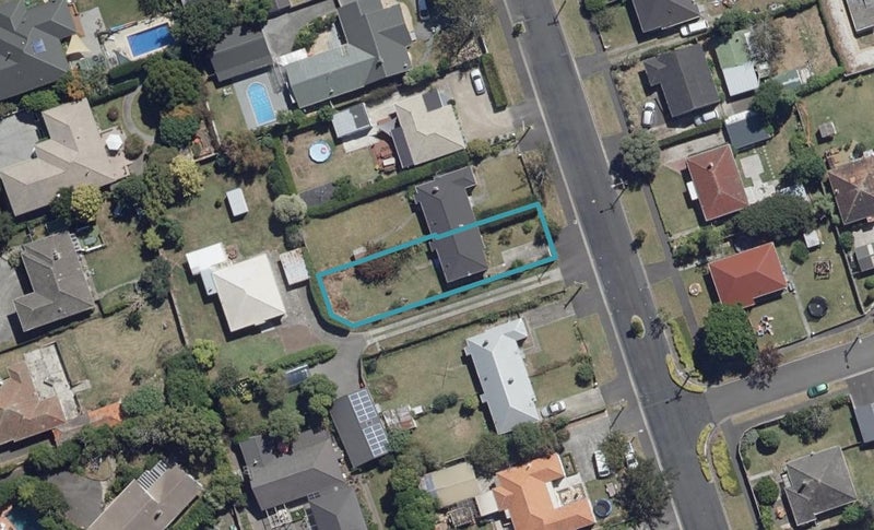 15 Casey Avenue, Fairfield, Hamilton - Carousel 1