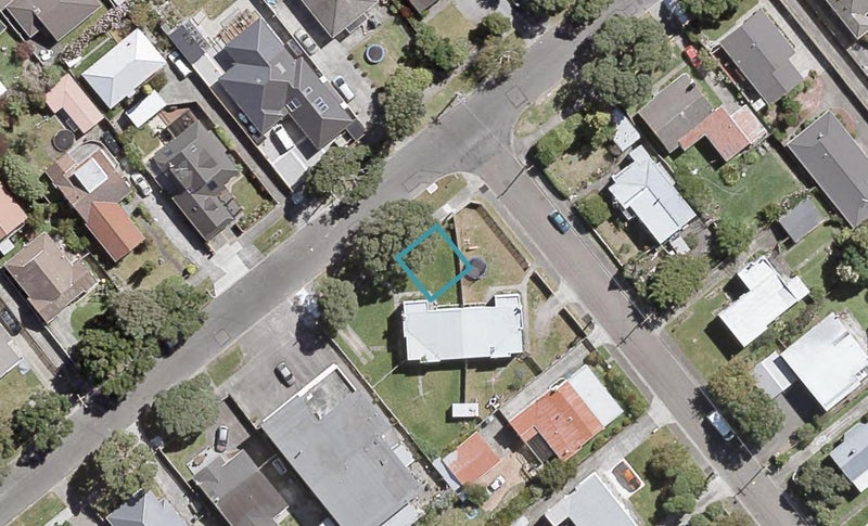 14D Bauchop Road, Waterloo, Lower Hutt - Carousel 1