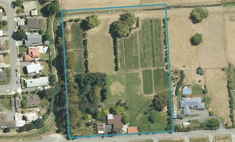 197 Oakwood Lane, Witherlea, Blenheim - Carousel 1