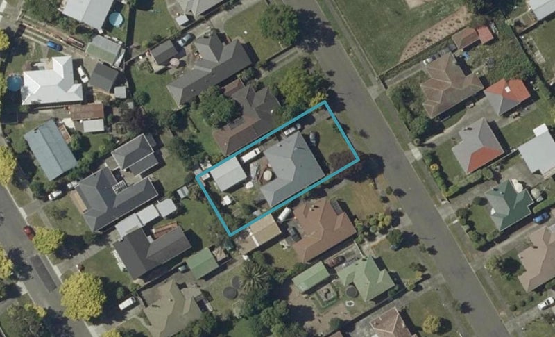 10 Gloucester Street, Takaro, Palmerston North - Carousel 1