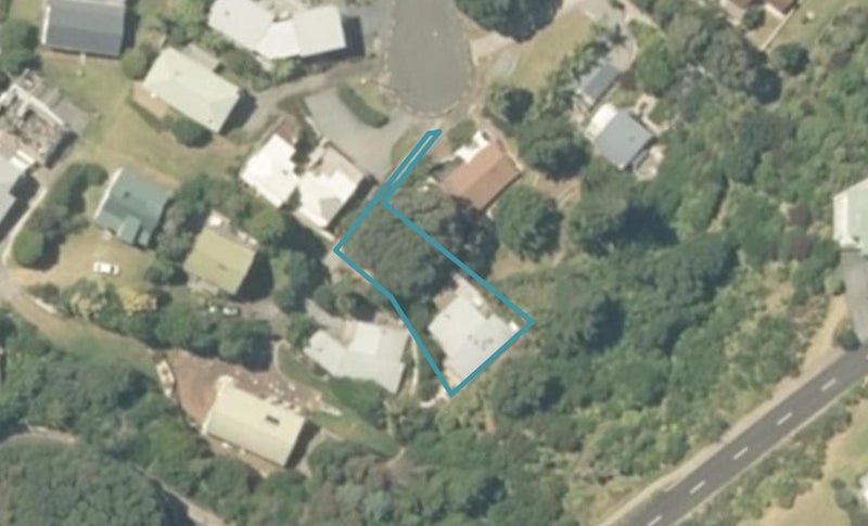 122B Oratia Place, Onemana, Whangamatā - Carousel 1
