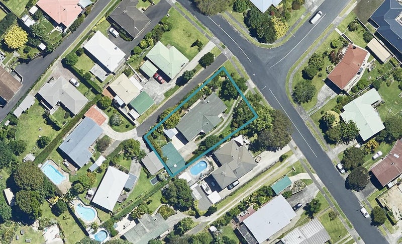 30 The Drive, Brookfield, Tauranga - Carousel 1