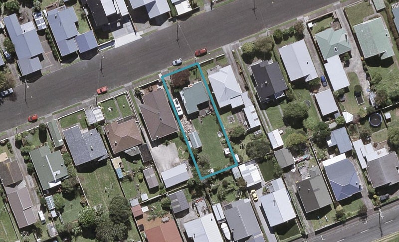 18 Princes Street, Fitzroy, New Plymouth - Carousel 1