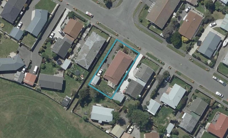 2/24 Bayswater Crescent, Bromley, Christchurch - Carousel 1