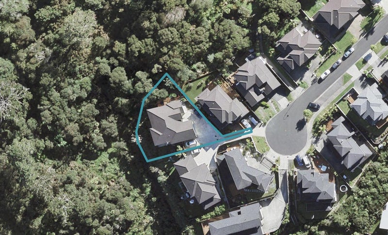 11 Stubbs Place, Fairview Heights, Auckland - Carousel 1