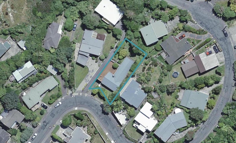 23 David Crescent, Karori, Wellington - Carousel 1