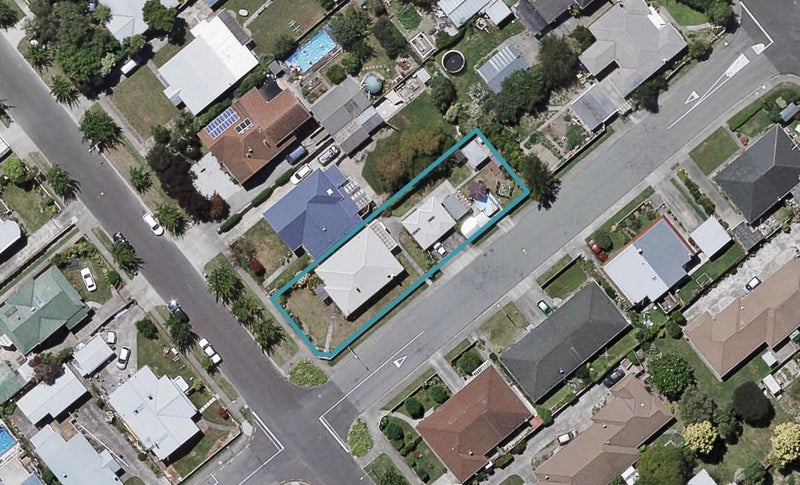701 Queen Street West, Saint Leonards, Hastings - Carousel 1