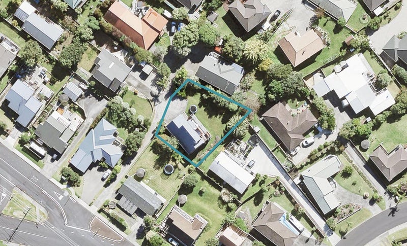 74 Waiora Road, Stanmore Bay, Whangaparaoa - Carousel 1