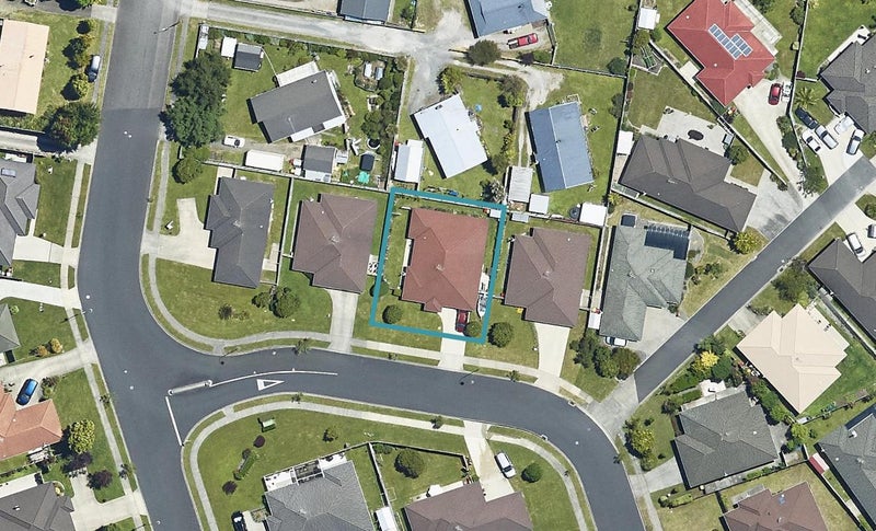 6 Kinder Place, Ngongotaha, Rotorua - Carousel 1