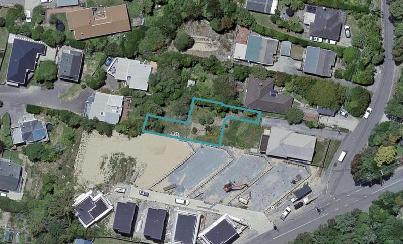 3/1 Robert Street, Newlands, Wellington - Carousel 1