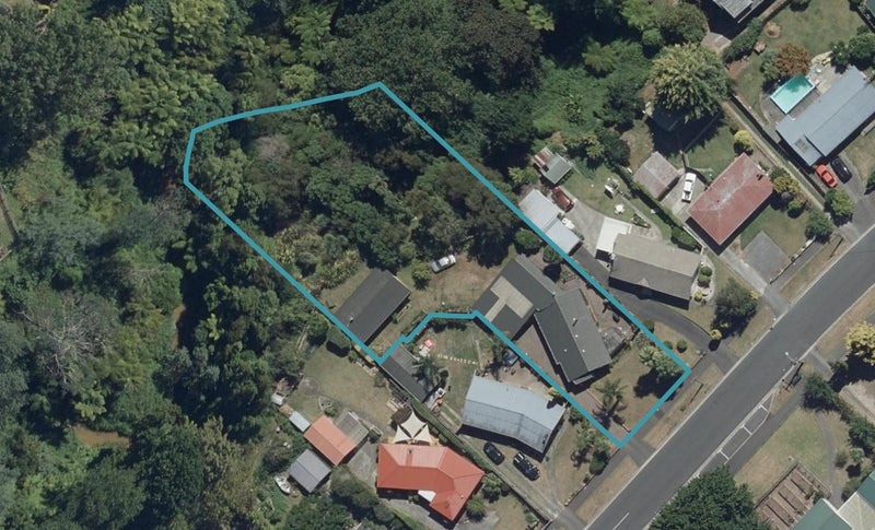 71 Bruce Avenue, Glenview, Hamilton - Carousel 1