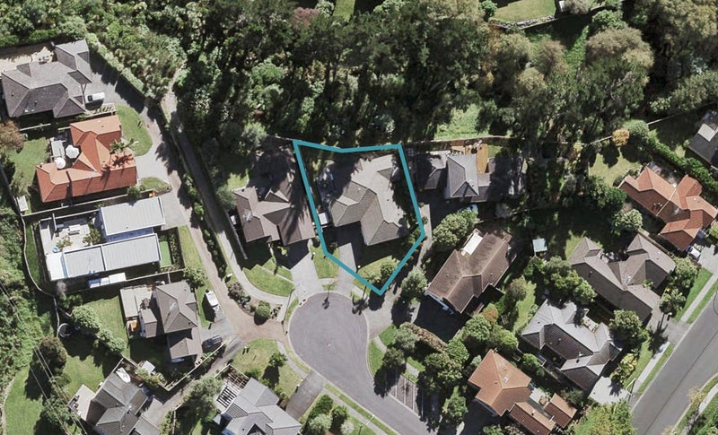 7 Maryann Place, Greenhithe, Auckland - Carousel 1