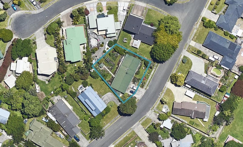 13 Tynan Street, Te Puke, Te Puke - Carousel 1