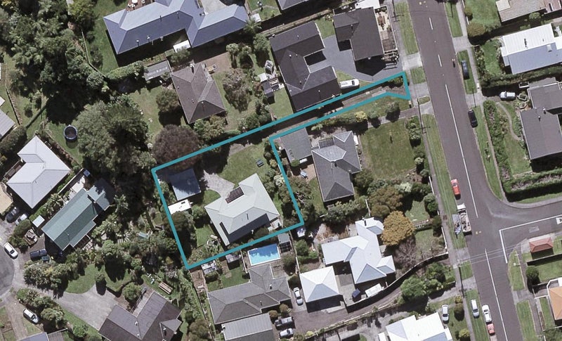 100A Govett Avenue, Frankleigh Park, New Plymouth - Carousel 1