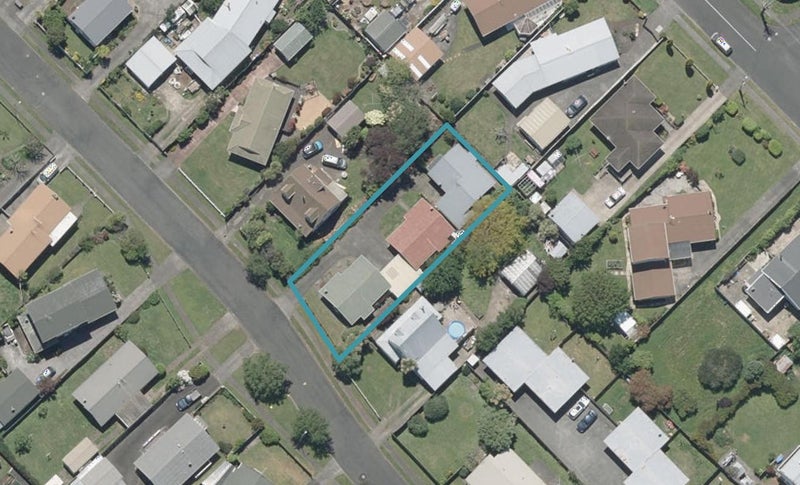10C Hereford Street, Springvale, Whanganui - Carousel 1