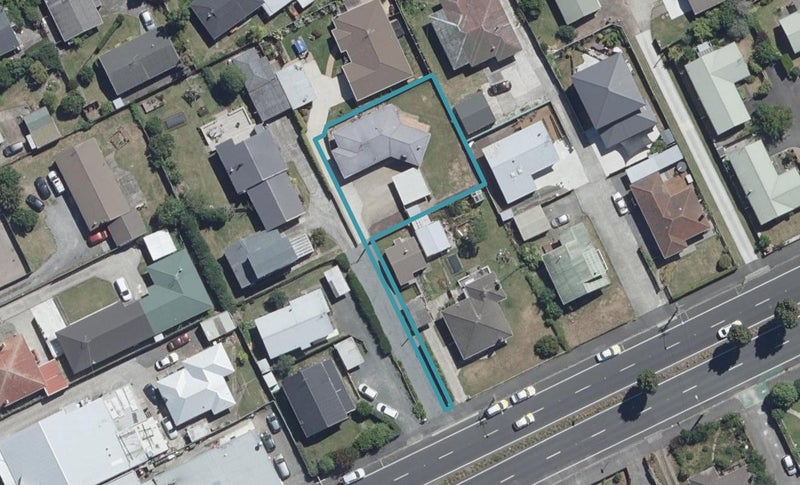 9 Normandy Avenue, Melville, Hamilton - Carousel 1