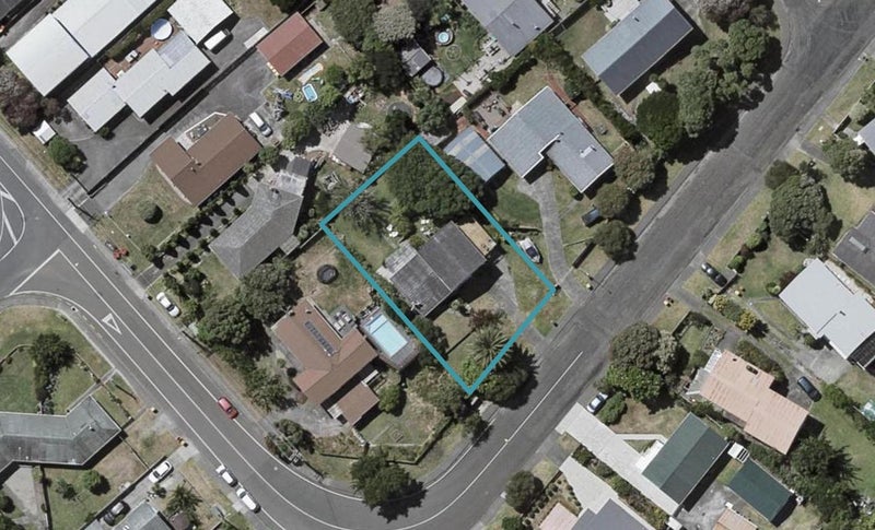 5 Hollis Road, Paraparaumu Beach, Paraparaumu - Carousel 1