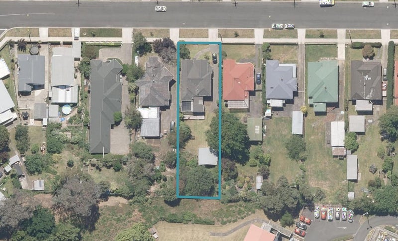 27 Koromiko Road, Gonville, Whanganui - Carousel 1