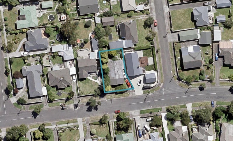 73 Fraser Crescent, Elderslea, Upper Hutt - Carousel 1