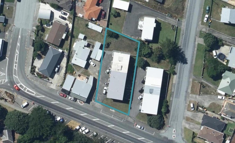 8/22 Bay Drive, Titahi Bay, Porirua - Carousel 1