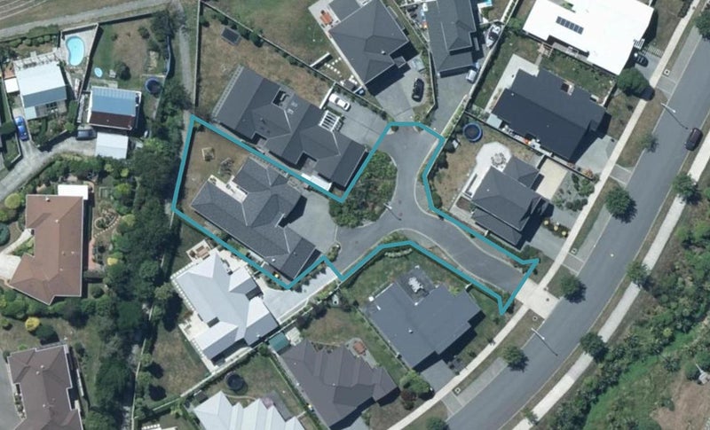 48 Resolution Drive, Whitby, Porirua - Carousel 1