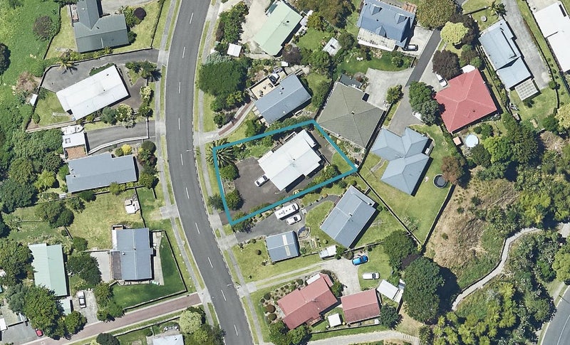 20 Tom Muir Drive, Gate Pa, Tauranga - Carousel 1