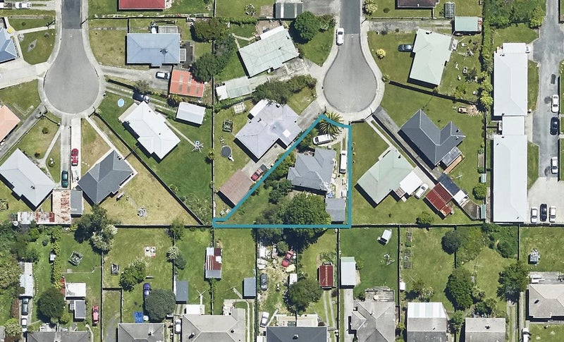 9 Allan Street, Glenholme, Rotorua - Carousel 1