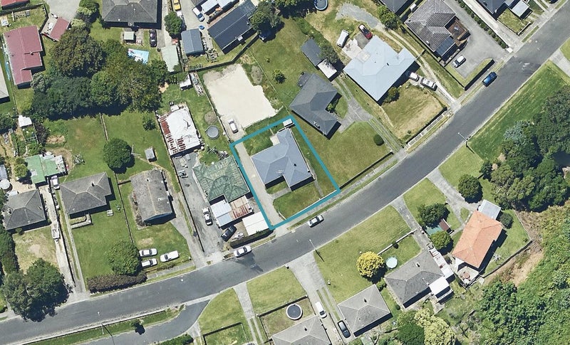 33 Hampton Terrace, Parkvale, Tauranga - Carousel 1
