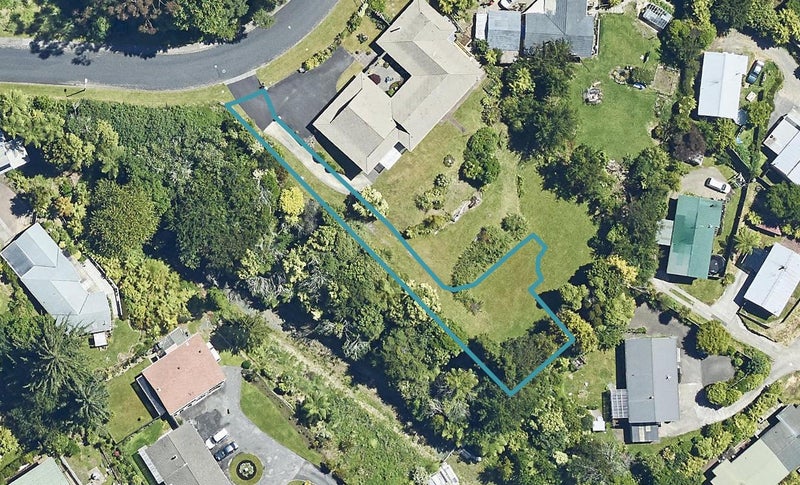 11B Russell Crescent, Western Heights, Rotorua - Carousel 1