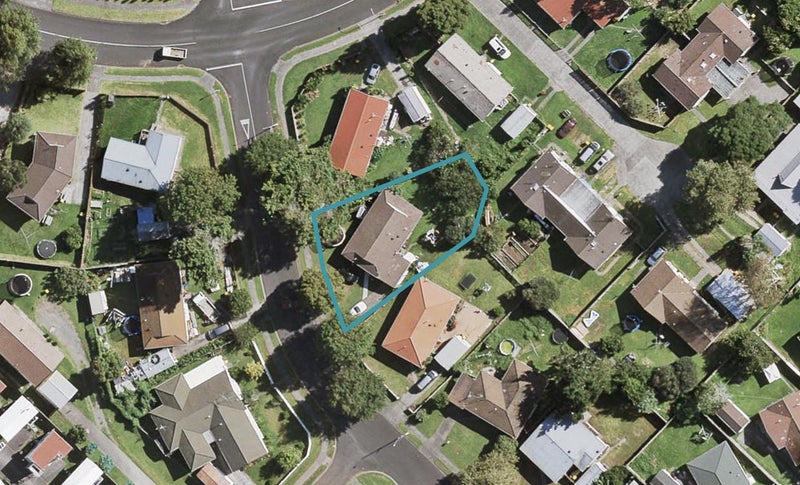 4 Rountree Place, Conifer Grove, Takanini - Carousel 1