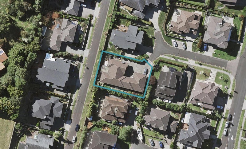 6 Vidal Way, Flat Bush, Auckland - Carousel 1