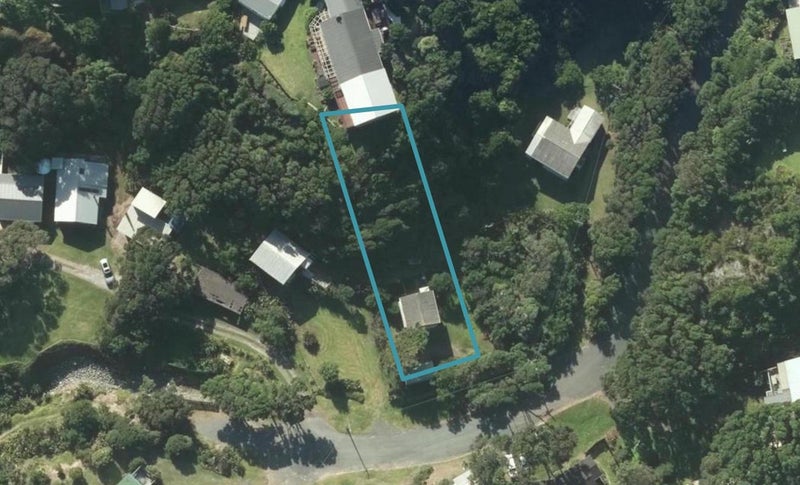 19 Baylys Coast Road, BAYLYS BEACH, DARGAVILLE - Carousel 1