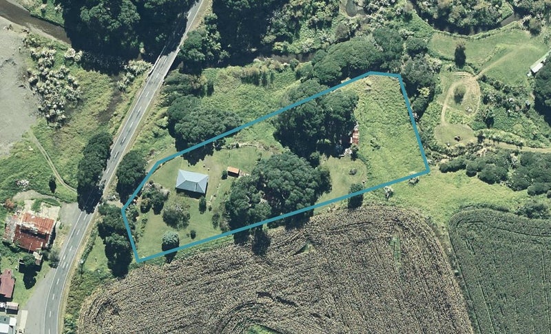 6516 State Highway 35, Te Kaha, Opotiki - Carousel 1