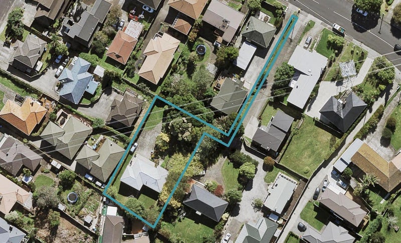 14 Olsen Avenue, Hillsborough, Auckland - Carousel 1