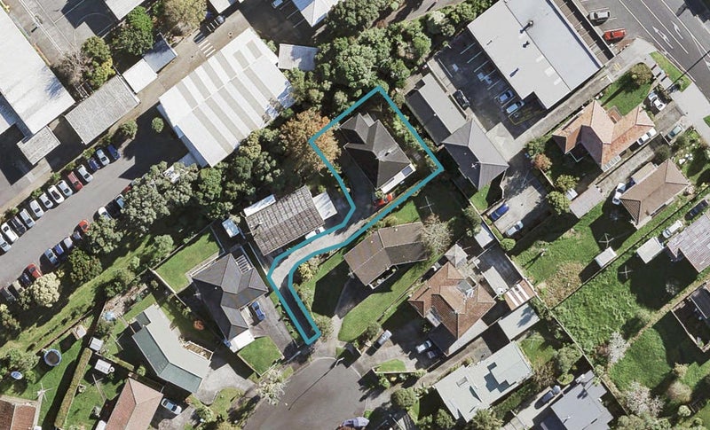 14A Crecy Place, New Windsor, Auckland - Carousel 1