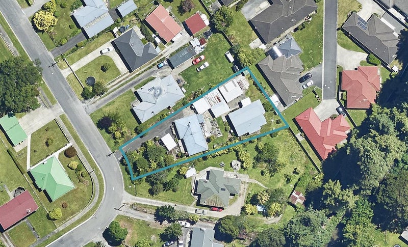 14 Werrina Crescent, Mangakakahi, Rotorua - Carousel 1