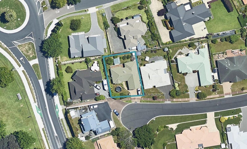 42 Huntington Drive, Bethlehem, Tauranga - Carousel 1