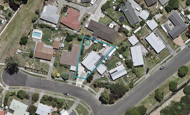 4 Wilkie Place, Greenmeadows, Napier - Carousel 1