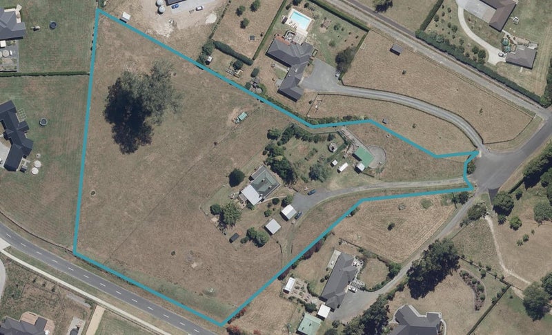18 Camdon Place, Tamahere, Hamilton - Carousel 1