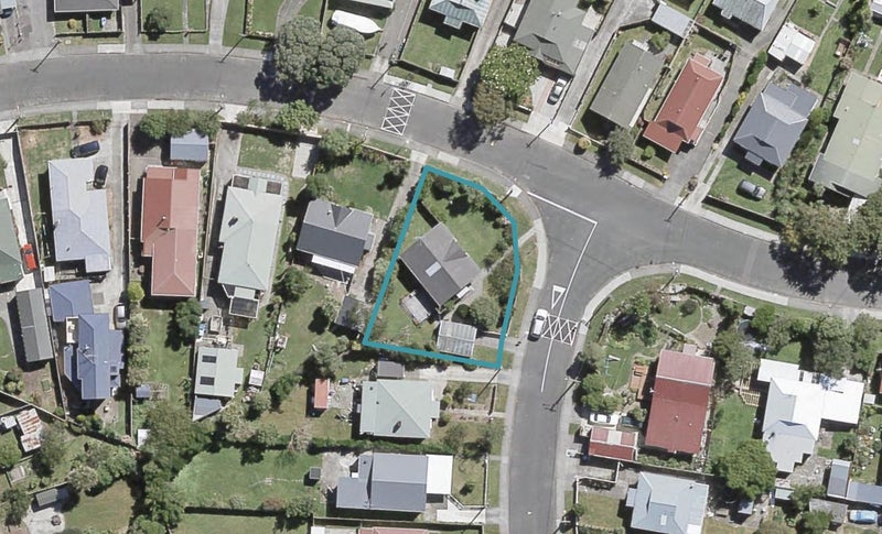 9 Mason Street, Moera, Lower Hutt - Carousel 1