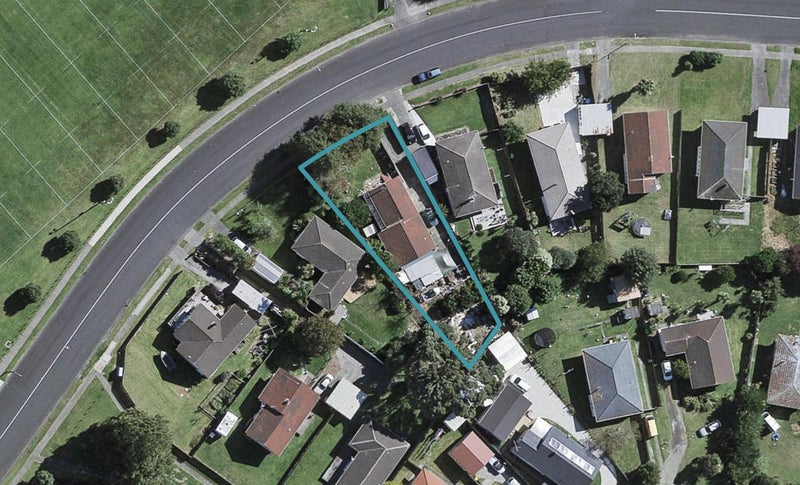 29 Hamilton Drive, Waiuku, Waiuku - Carousel 1